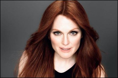 julianne-moore-new-face-of-loreal